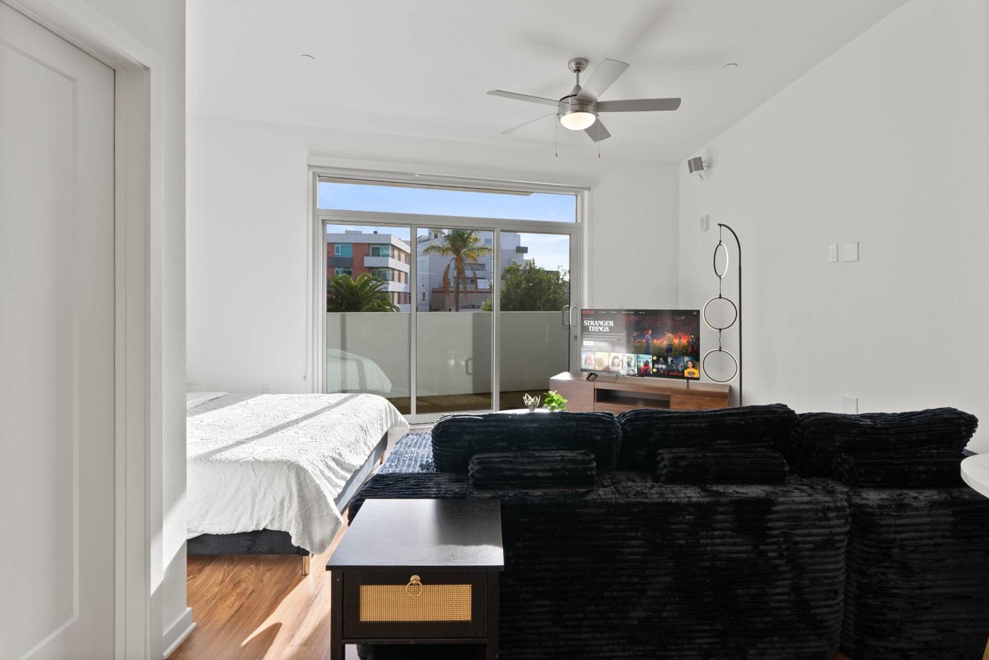 Elegant And Comfortable In Beverly Hills Aparthotel *